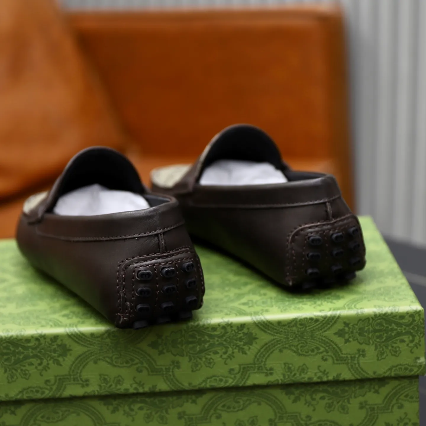 Ex-factory price: 460💰[GUCCI] Gucci ⚠️High-end men’s driving and pedal series ⚠️38-44 (customized for 45) ⚠️All original cowhide leather! Thick and soft! Made entirely of calfskin lining! Rubber sheet anti-slip beanie sole! Three-dimensional package technology! Fashionable and classic! Handicrafts! Original high quality! Feel free to compare!